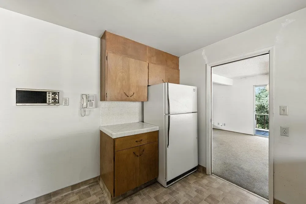 Los Altos Hills, California 94022, United States, 4 Bedrooms Bedrooms, ,3 BathroomsBathrooms,Residential,Active,185363