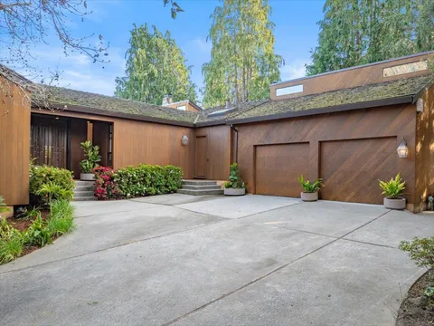 355 Alberta Way, Hillsborough, CA 94010 - MLS#: ML81998691