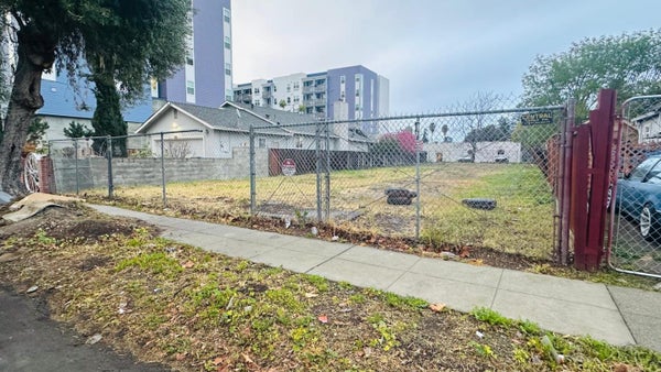 278 GRAND AVE, SAN JOSE, CA 95126 - Image d96d0e4f7415e503e08511e32a1211fe/2196381499