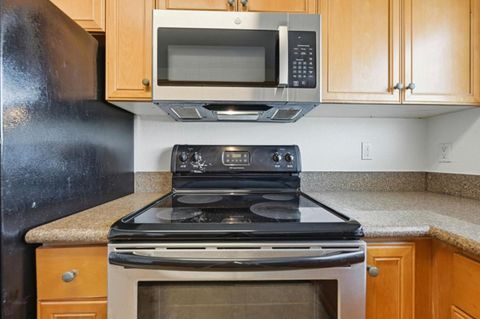 Tiny photo for 6666 Beadnell Way #26, SAN DIEGO, CA 92117 (MLS # ML82029978)