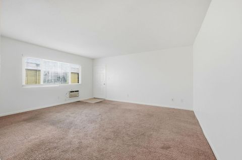 Tiny photo for 6666 Beadnell Way #26, SAN DIEGO, CA 92117 (MLS # ML82029978)