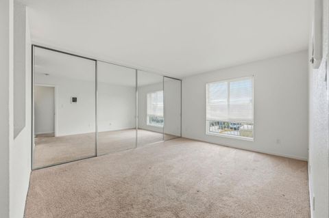 Tiny photo for 6666 Beadnell Way #26, SAN DIEGO, CA 92117 (MLS # ML82029978)