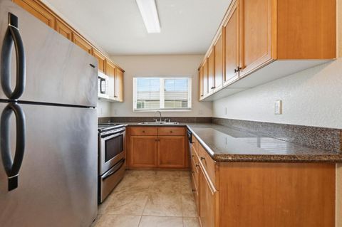 Tiny photo for 6666 Beadnell Way #26, SAN DIEGO, CA 92117 (MLS # ML82029978)