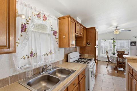 Tiny photo for 500 W 10th Street #119, GILROY, CA 95020 (MLS # ML82041244)