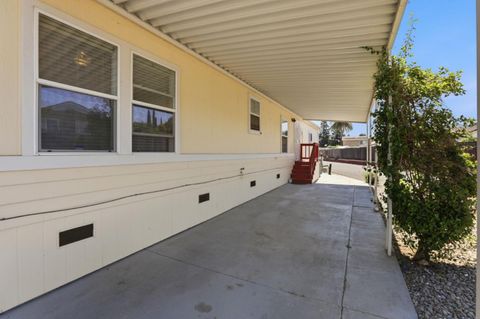 Tiny photo for 500 W 10th Street #119, GILROY, CA 95020 (MLS # ML82041244)