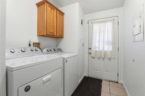 Tiny photo for 500 W 10th Street #119, GILROY, CA 95020 (MLS # ML82041244)