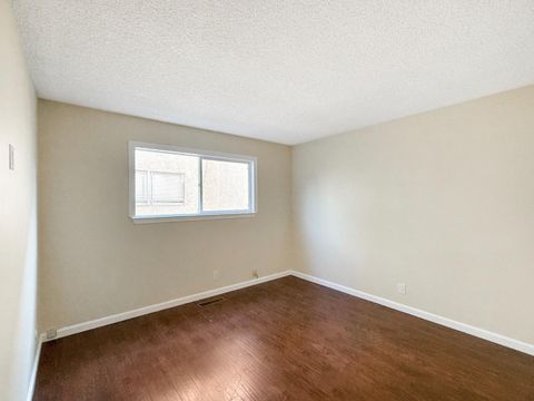 Tiny photo for 1890 Scott Boulevard #Unit 2, SANTA CLARA, CA 95050 (MLS # ML82033106)