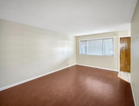 Tiny photo for 1890 Scott Boulevard #Unit 2, SANTA CLARA, CA 95050 (MLS # ML82033106)