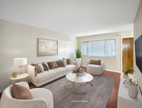 Photo of 1890 Scott Boulevard #Unit 2, SANTA CLARA, CA 95050 (MLS # ML82033106)