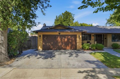 Tiny photo for 4276 Lynfield Lane, San Jose, CA 95136 (MLS # ML82040288)