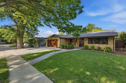 Tiny photo for 4276 Lynfield Lane, San Jose, CA 95136 (MLS # ML82040288)