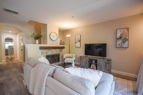 Tiny photo for 6993 Rodling Drive #C, San Jose, CA 95138 (MLS # ML82046461)
