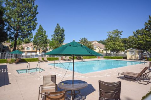 Tiny photo for 6993 Rodling Drive #C, San Jose, CA 95138 (MLS # ML82046461)