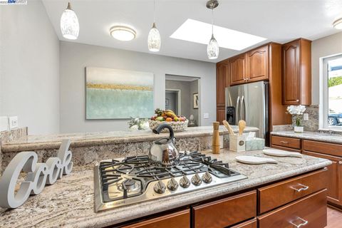 Tiny photo for 2260 Romey Lane, HAYWARD, CA 94541 (MLS # ML82028626)