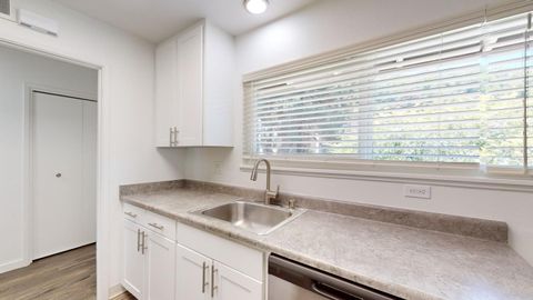 Tiny photo for 109 Professional Center Parkway, SAN RAFAEL, CA 94903 (MLS # ML82023822)