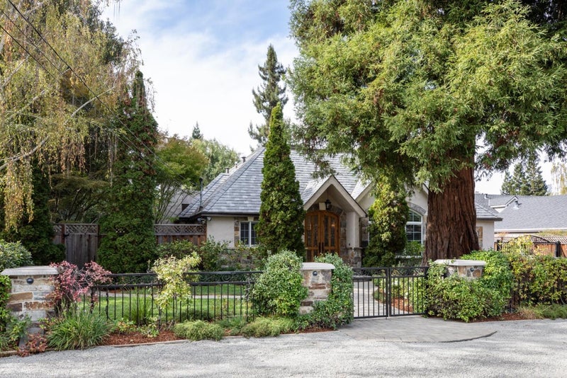 716 Linden Avenue