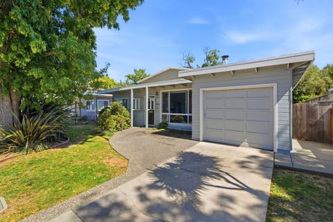 Photo of 1424 Hemlock Avenue, SAN MATEO, CA 94401 (MLS # ML82058793)