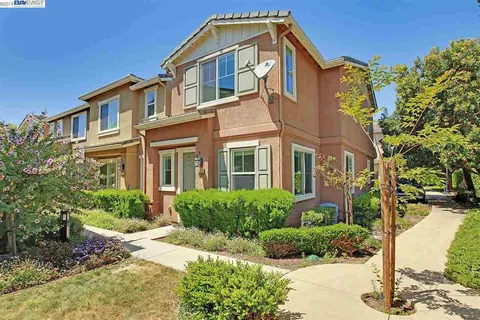 900 Old Oak Lane Unit 3, Hayward, CA 94541 - #: ML82039574