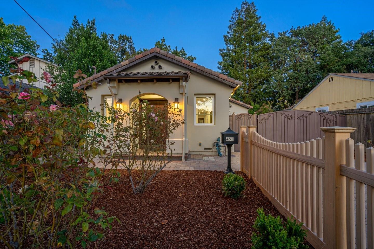 455 Margarita Avenue