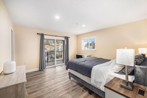 Tiny photo for 2531 Wallace Street, OAKLAND, CA 94606 (MLS # ML82029071)