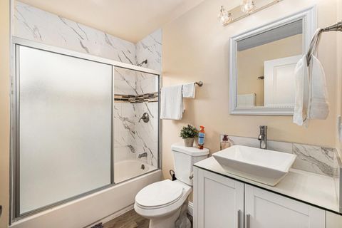 Tiny photo for 2531 Wallace Street, OAKLAND, CA 94606 (MLS # ML82029071)