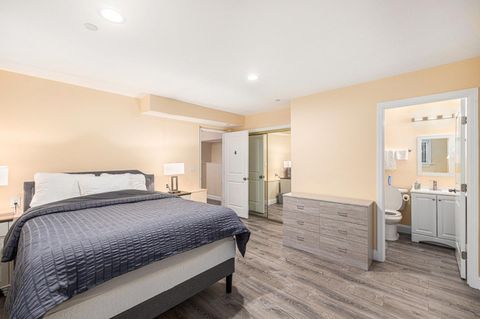 Tiny photo for 2531 Wallace Street, OAKLAND, CA 94606 (MLS # ML82029071)