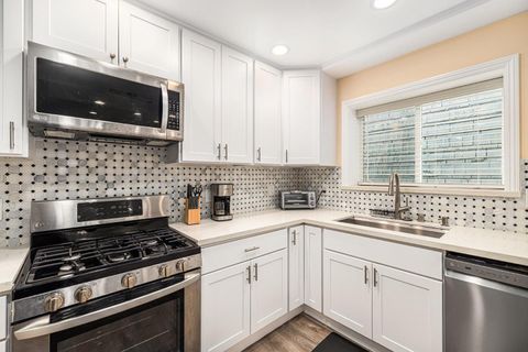 Tiny photo for 2531 Wallace Street, OAKLAND, CA 94606 (MLS # ML82029071)