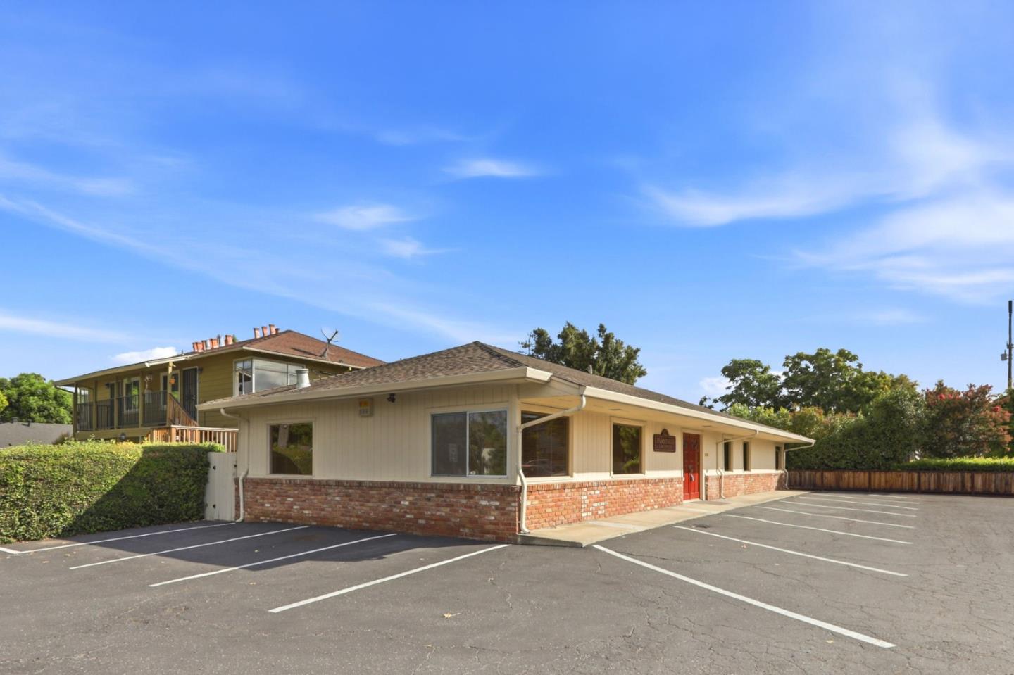 843 Malone Road