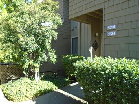 Photo of 5534 Makati Circle, SAN JOSE, CA 95123 (MLS # ML82044104)