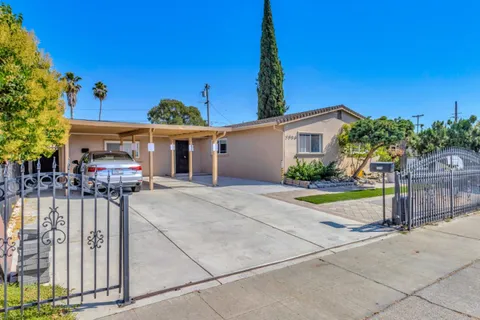 2056 Sullivan Avenue, San Jose, CA 95122 - MLS#: ML82003294