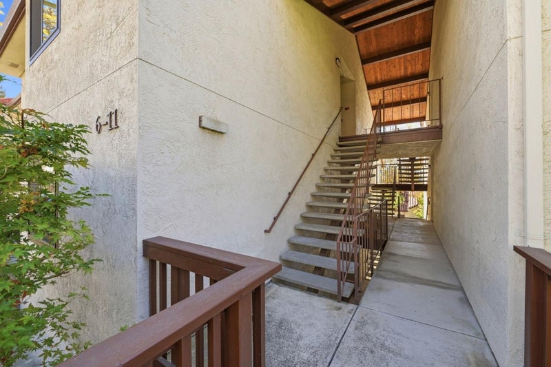 22103 Vista Del Plaza Lane 7