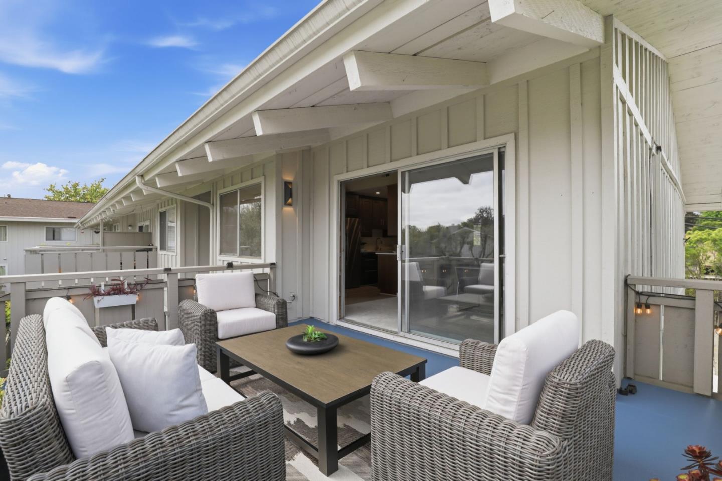 255 South Rengstorff Avenue 2