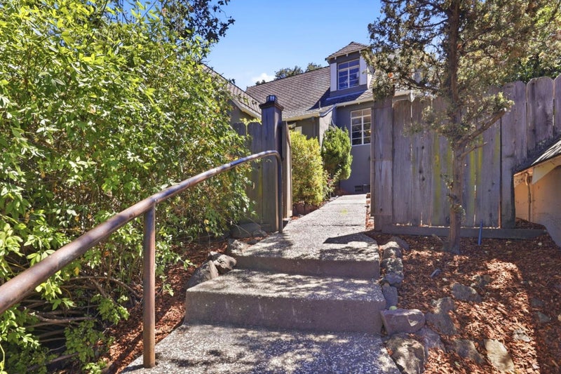 417 Palomar Drive