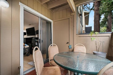 Tiny photo for 2599 Easton Lane #109, San Jose, CA 95133 (MLS # ML82040723)