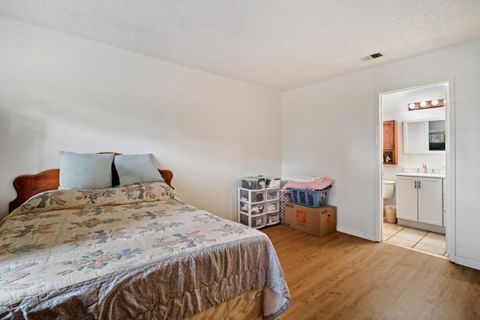 Tiny photo for 2599 Easton Lane #109, San Jose, CA 95133 (MLS # ML82040723)