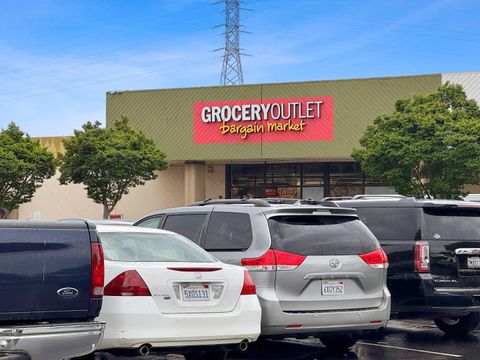 Tiny photo for 2599 Easton Lane #109, San Jose, CA 95133 (MLS # ML82040723)