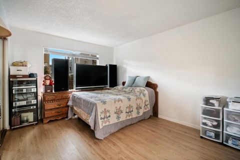 Tiny photo for 2599 Easton Lane #109, San Jose, CA 95133 (MLS # ML82040723)