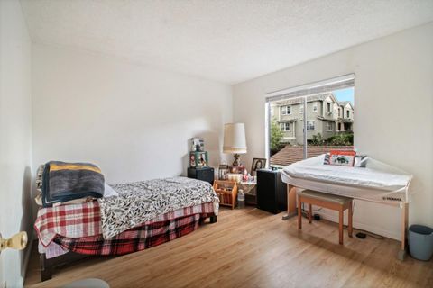 Tiny photo for 2599 Easton Lane #109, San Jose, CA 95133 (MLS # ML82040723)