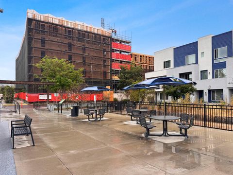 Tiny photo for 2599 Easton Lane #109, San Jose, CA 95133 (MLS # ML82040723)