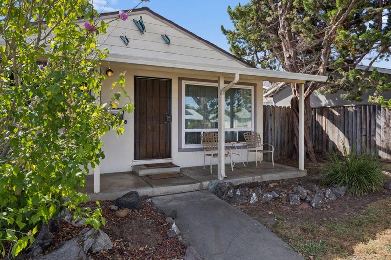 36047 Pizarro Drive