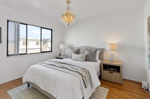 Tiny photo for 257 San Fernando Way, DALY CITY, CA 94015 (MLS # ML82029344)