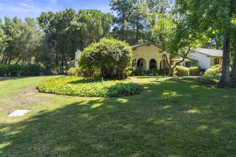 Photo of 5237 Cribari Hills, SAN JOSE, CA 95135 (MLS # ML82051836)