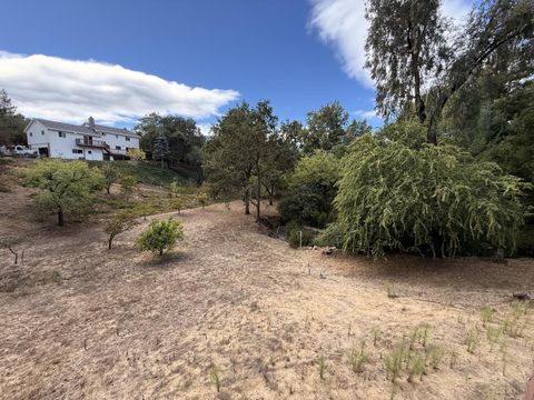 Tiny photo for 15292 Stratford Court, Monte Sereno, CA 95030 (MLS # ML82015687)