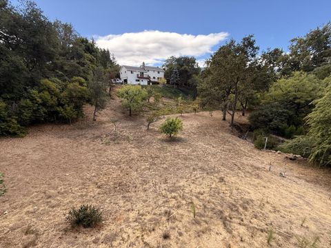 Tiny photo for 15292 Stratford Court, Monte Sereno, CA 95030 (MLS # ML82015687)