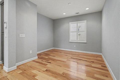 Tiny photo for 568 Selby Lane, LIVERMORE, CA 94551 (MLS # ML82029968)