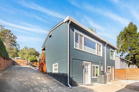 Tiny photo for 8124 Greenly Drive, OAKLAND, CA 94605 (MLS # ML82036875)