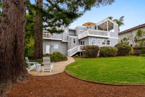 Photo of 600 Saint Andrews Drive, APTOS, CA 95003 (MLS # ML82036473)