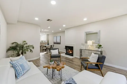 153 California Avenue Unit F215, Palo Alto, CA 94306 - #: ML82027537