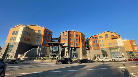 Photo of 3535 Wawona Street #513, SAN FRANCISCO, CA 94116 (MLS # ML82038917)