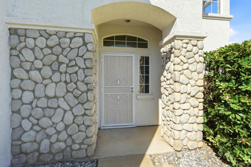 1901 Lauritson Lane